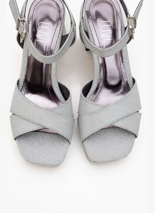 LİSBON Gümüş Simli Çapraz Bantlı Kadın Platform Topuklu Ayakkabı - Görsel 3