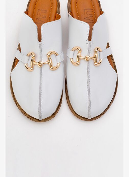 FAVOR Beyaz Cilt Hakiki Deri Tokalı Önü Kapalı Kadın Terlik - Görsel 3