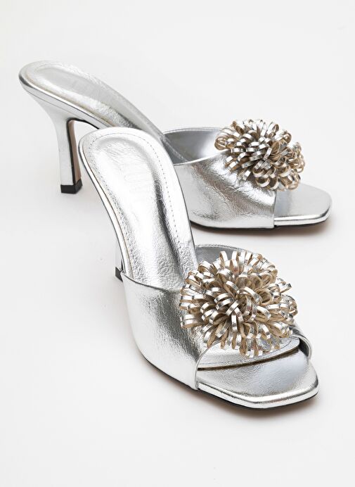 SHANA Gümüş Çiçekli Kadın İnce Topuklu Terlik - Görsel 2