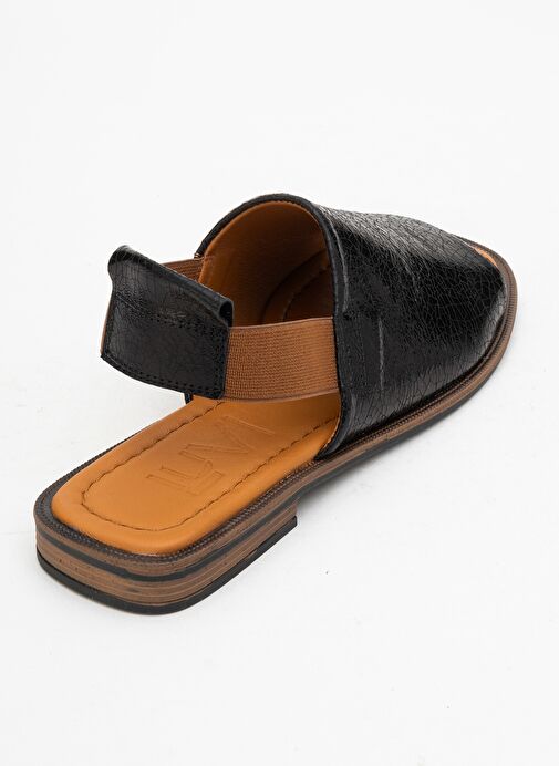 FUELA Siyah Hakiki Deri Lastikli Kadın Sandalet - Görsel 6