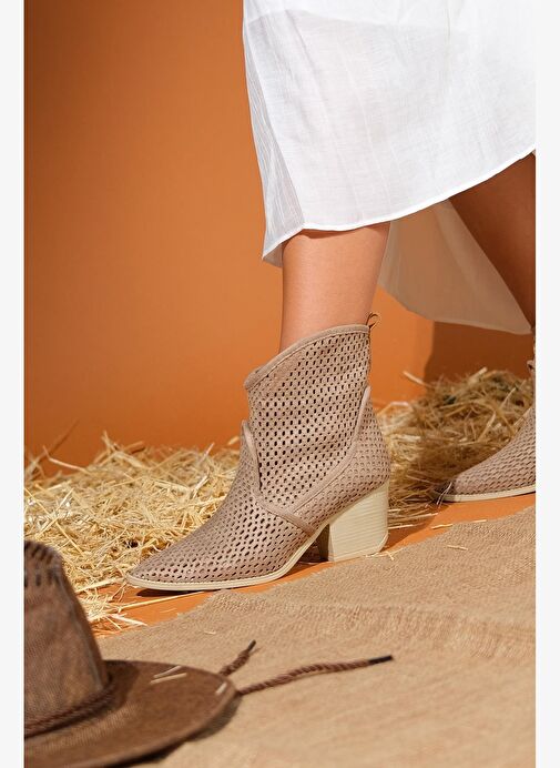 PERA Koyu Bej Kadın Kalın Topuklu Yazlık Bot - Görsel 4