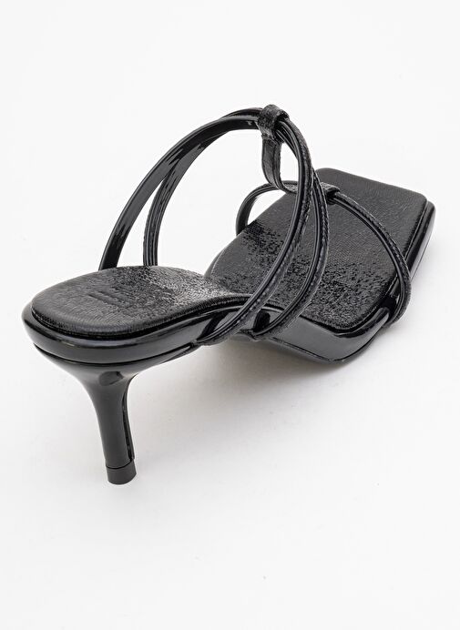 MOCHA Siyah Desenli Kare Burunlu İnce Bantlı Kadın Topuklu Terlik - Görsel 6