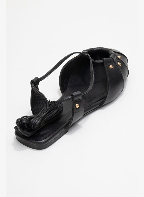 DARIA Siyah Hakiki Deri Troklu Bilekten Bağcıklı Kadın Sandalet - Görsel 5