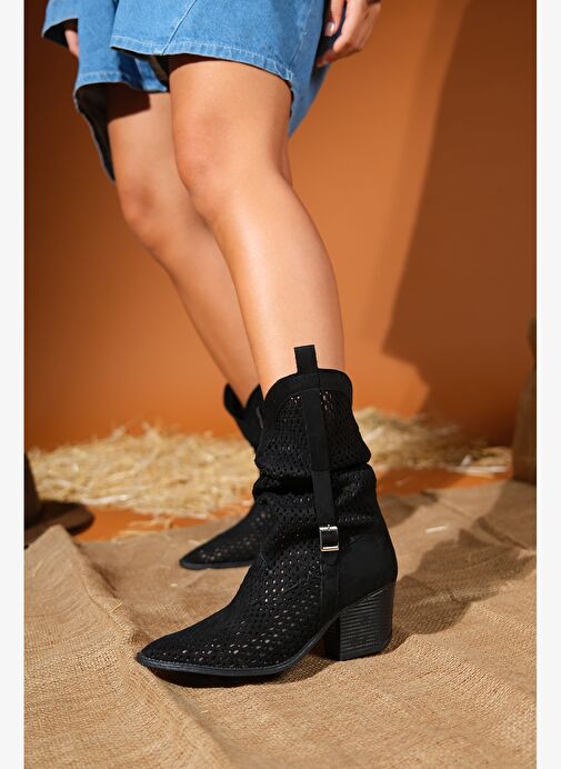 LARRY Siyah Körüklü Kadın Kalın Topuklu Yazlık Çizme - Görsel 6