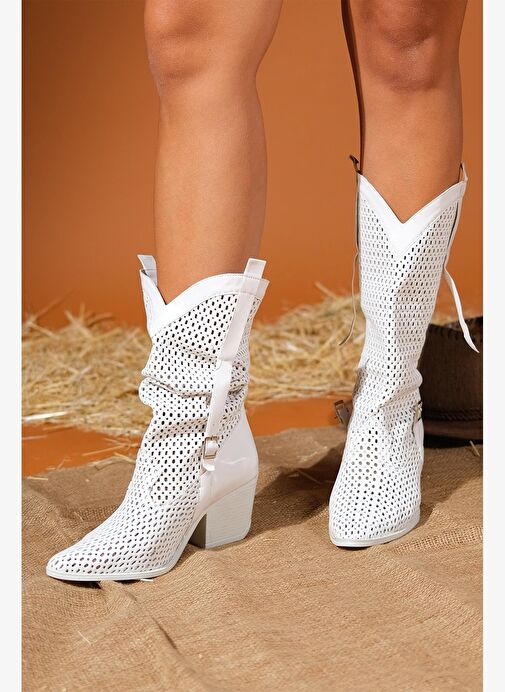 LARRY Beyaz Cilt Körüklü Kadın Kalın Topuklu Yazlık Çizme - Görsel 8