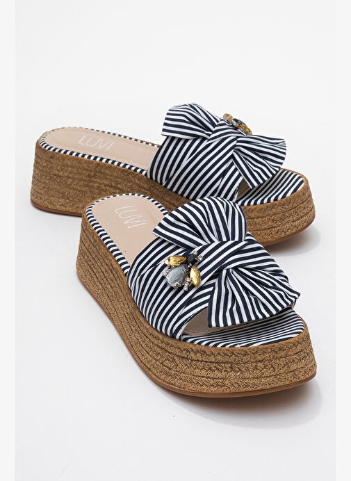 SHARA Lacivert Beyaz Çizgili Fiyonklu Arı Tokalı Dolgu Tabanlı Kadın Terlik - Görsel 2
