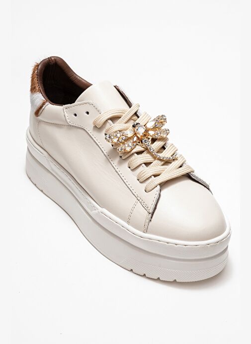 LAREN Ekru Cilt Hakiki Deri Tokalı Kadın Günlük Spor Ayakkabı - Görsel 4