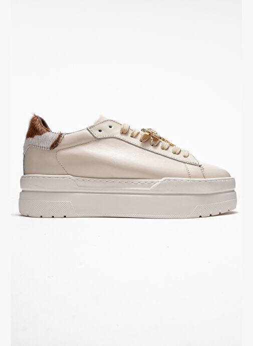 LAREN Ekru Cilt Hakiki Deri Tokalı Kadın Günlük Spor Ayakkabı - Görsel 7