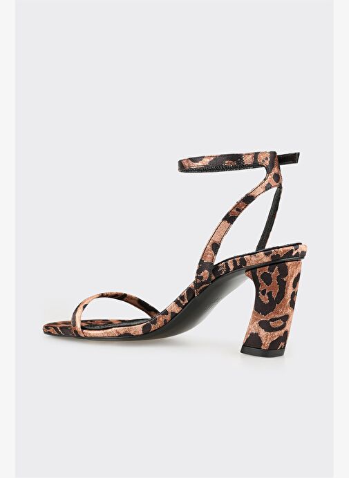 Kahve Hayvan Desenli Kadın Günlük Sandalet - Görsel 4