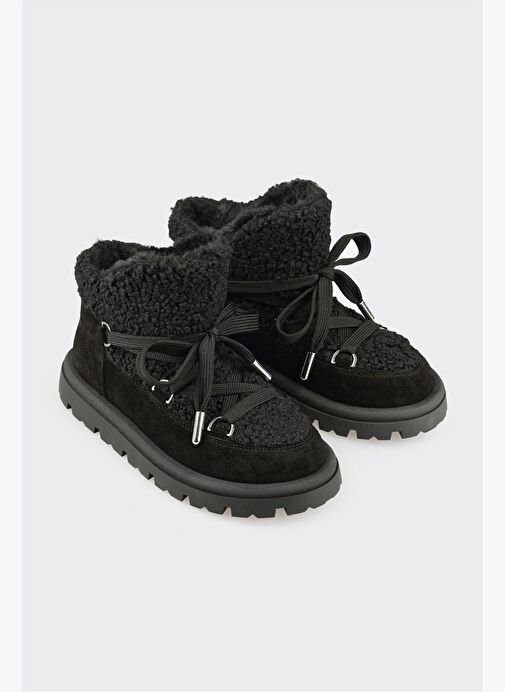 Siyah Deri Kadın Spor Bot - Görsel 3