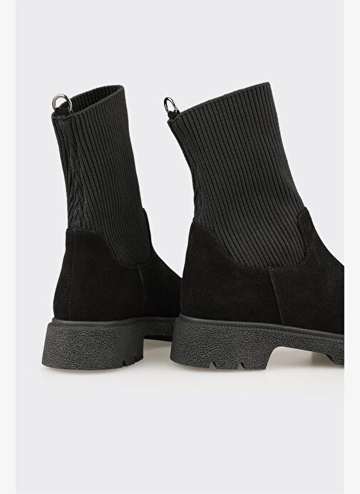Siyah Kadın Günlük Bot - Görsel 5