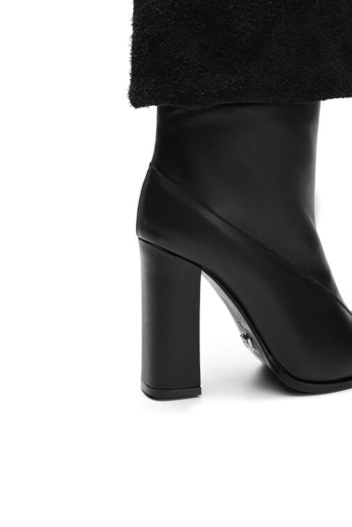 Jabotter Chloe Siyah Deri Topuklu Çizme - Görsel 5