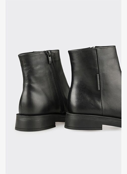 Siyah Deri Kadın Günlük Bot - Görsel 5