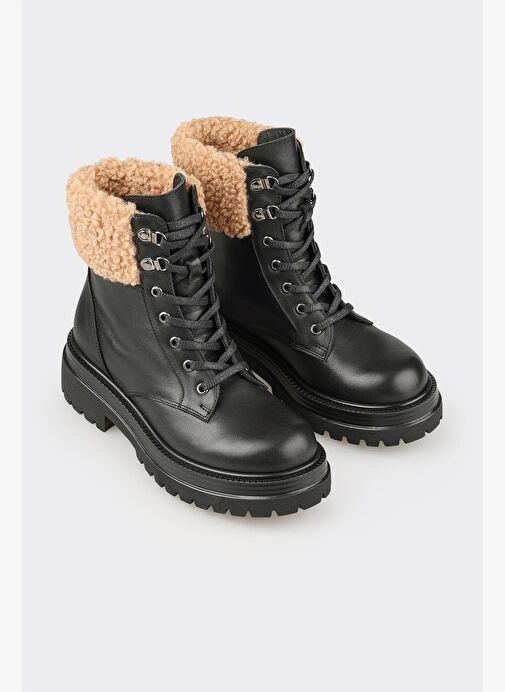 Siyah Kadın Günlük Bot - Görsel 3