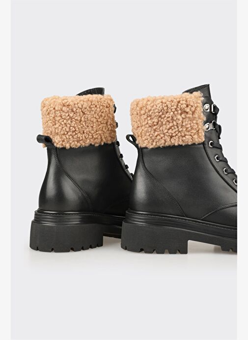 Siyah Kadın Günlük Bot - Görsel 5