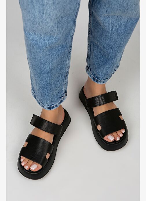 Manijero Siyah Kadın Deri Terlik MNJ.031.09 - Görsel 2