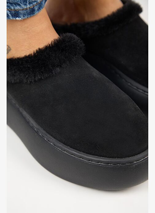 Manijero Siyah Kadın Deri Terlik MNJ.110.03 - Görsel 4