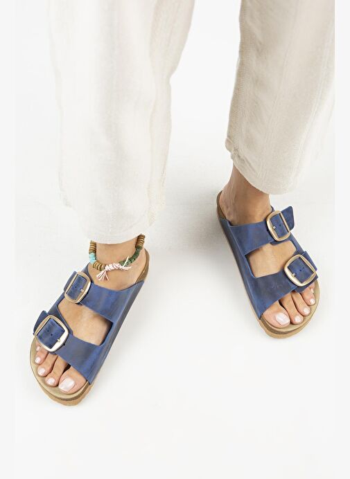 Manijero İrene Eskitme Kadın Deri Hakiki Deri Çift Tokalı Mavi Gold Terlik - Görsel 7