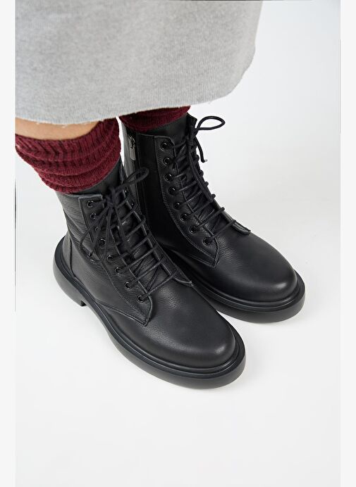 Manijero (Niro) Kadın Hakiki Deri Bağcıklı Siyah Bot - Görsel 3