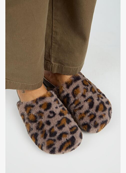 Manijero Leda Kadın Peluş Düz Vizon Leopar Terlik - Görsel 3