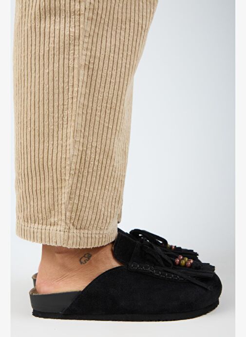 Manijero Malinda Kadın Hakiki Deri Püsküllü Boncuk Detaylı Sabo Siyah Terlik - Görsel 3