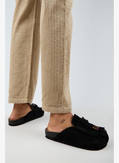 Manijero Malinda Kadın Hakiki Deri Püsküllü Boncuk Detaylı Sabo Siyah Terlik - Görsel 7