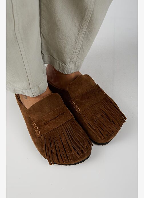 Manijero Madora Kadın Hakiki Deri Püsküllü Sabo Taba Terlik - Görsel 5