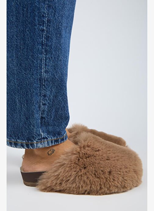 Manijero Gaye Kadın Peluş Düz Vizon Terlik - Görsel 2
