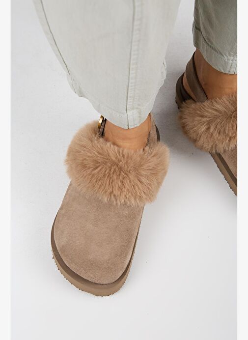 Manijero Antonella Kürklü Kadın Hakiki Deri Arkadan Kemerli Platform Sabo Vizon Sandalet - Görsel 9