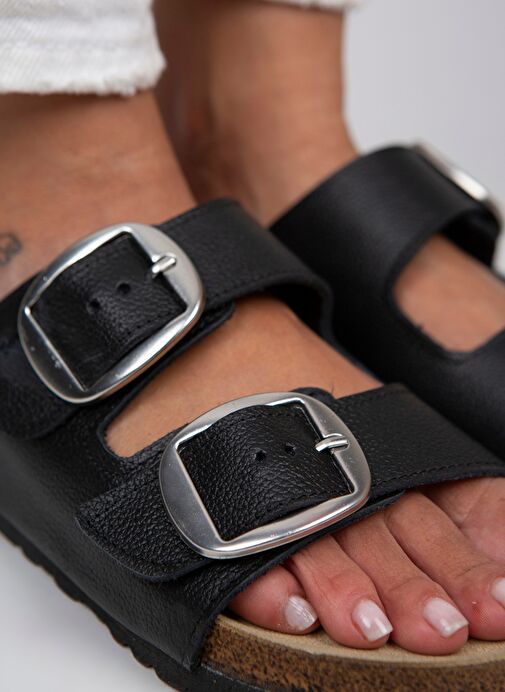 Manijero Siyah-Gümüş Kadın Deri Terlik MNJ.010.20 - Görsel 5