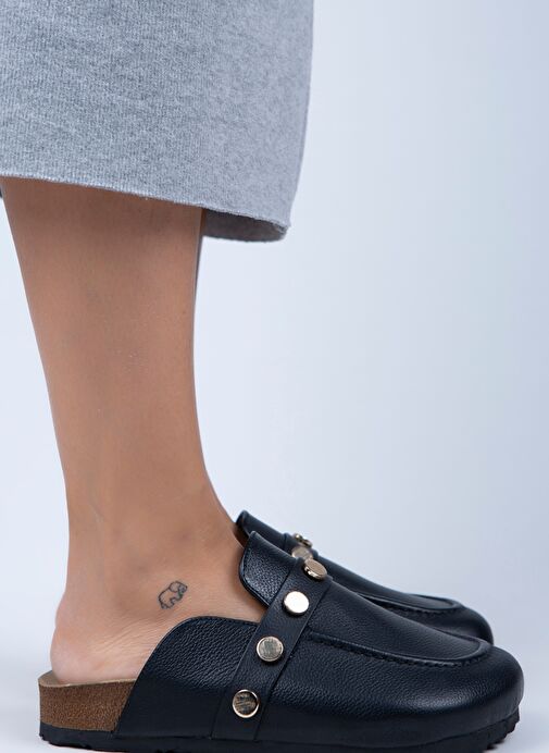 Manijero Bonita Kadın Hakiki Deri Zımbalı Siyah - Gold Terlik - Görsel 3