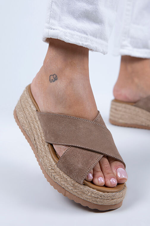 Manijero Tegan Kadın Hakiki Deri Çift Bant Çapraz Terlik Vizon Süet Terlik - Görsel 2