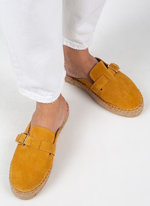 Manijero Esta Kadın Hakiki Deri Kemerli Tokalı Hardal Terlik - Görsel 7