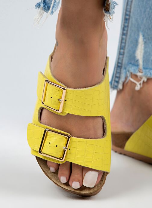 Manijero Sarı Kadın Deri Terlik MNJ.091.07 - Görsel 2