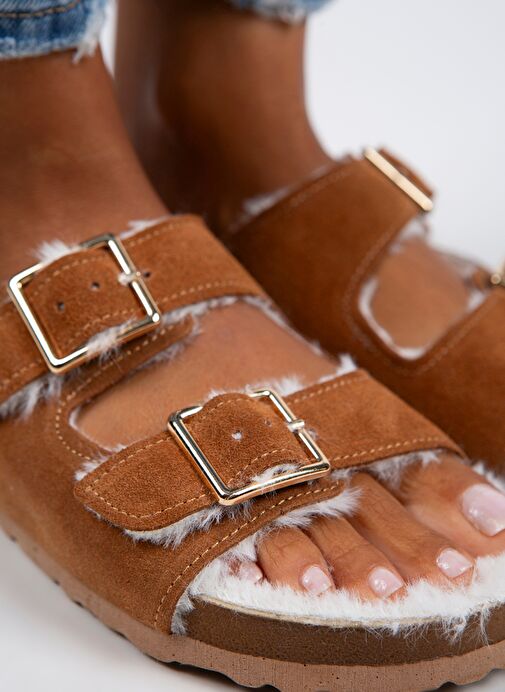 Manijero Anjelic Kürklü Kadın Hakiki Deri Çift Tokalı Kürklü Taba Süet Terlik - Görsel 4