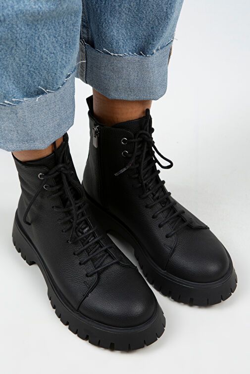 Manijero Aster Kadın Hakiki Deri Bağcıklı Fermuarlı Siyah Bot - Görsel 4