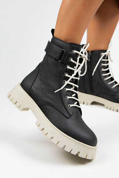 Manijero Adel Kadın Hakiki Deri Bağcıklı İçten Fermuarlı Siyah-Bej Bot - Görsel 6