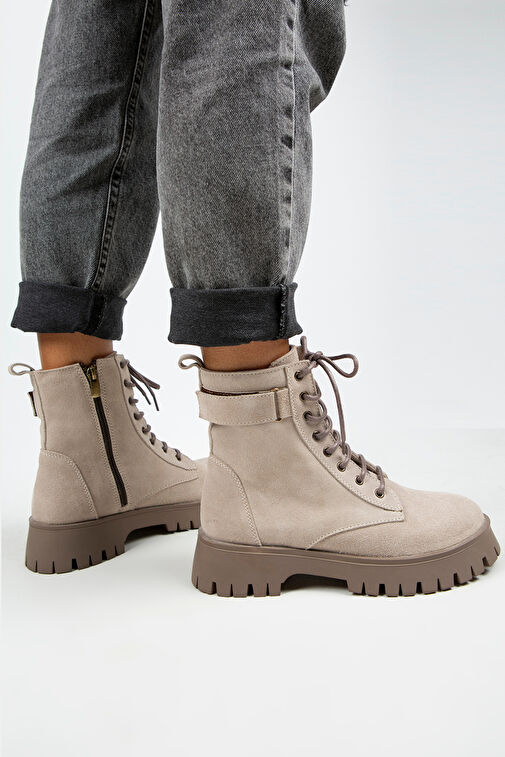 Manijero Adel Kadın Hakiki Deri Bağcıklı İçten Fermuarlı Bej Süet-Vizon Bot - Görsel 2