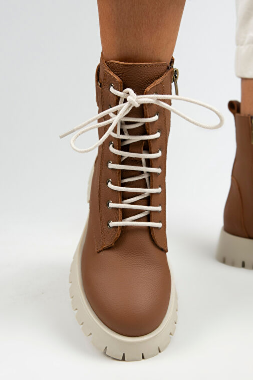 Manijero Adel Kadın Hakiki Deri Bağcıklı İçten Fermuarlı Taba-Bej Bot - Görsel 6