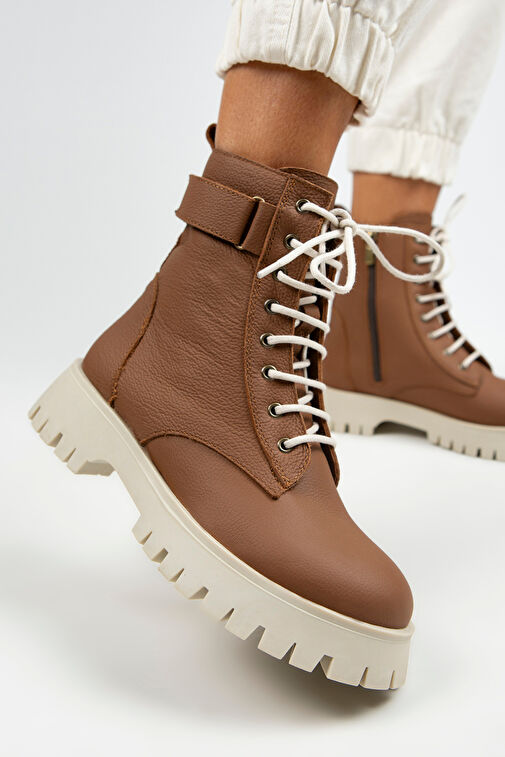 Manijero Adel Kadın Hakiki Deri Bağcıklı İçten Fermuarlı Taba-Bej Bot - Görsel 9