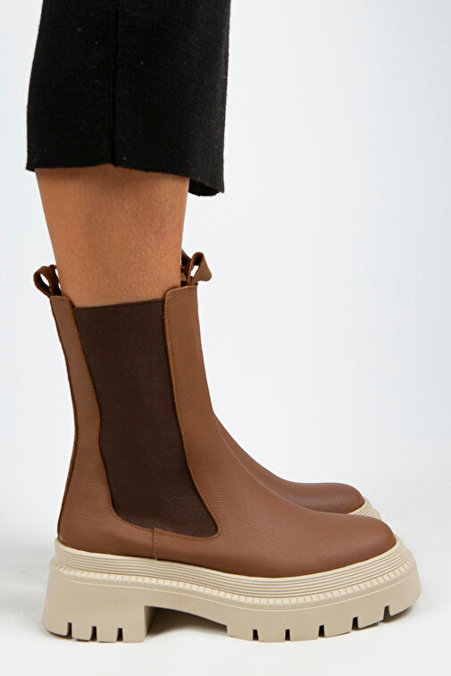 Manijero Agatha Kadın Hakiki Deri Çift Taraflı Lastikli Burnu Köşeli Taba-Bej Bot - Görsel 2