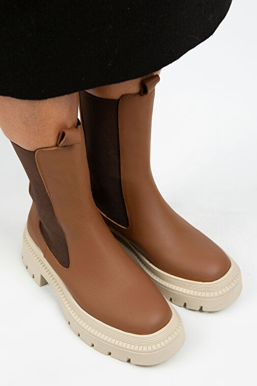 Manijero Agatha Kadın Hakiki Deri Çift Taraflı Lastikli Burnu Köşeli Taba-Bej Bot - Görsel 3