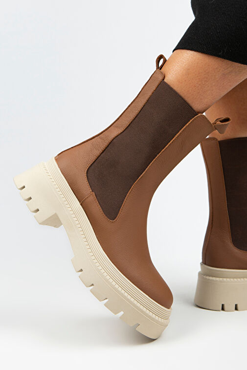 Manijero Agatha Kadın Hakiki Deri Çift Taraflı Lastikli Burnu Köşeli Taba-Bej Bot - Görsel 8
