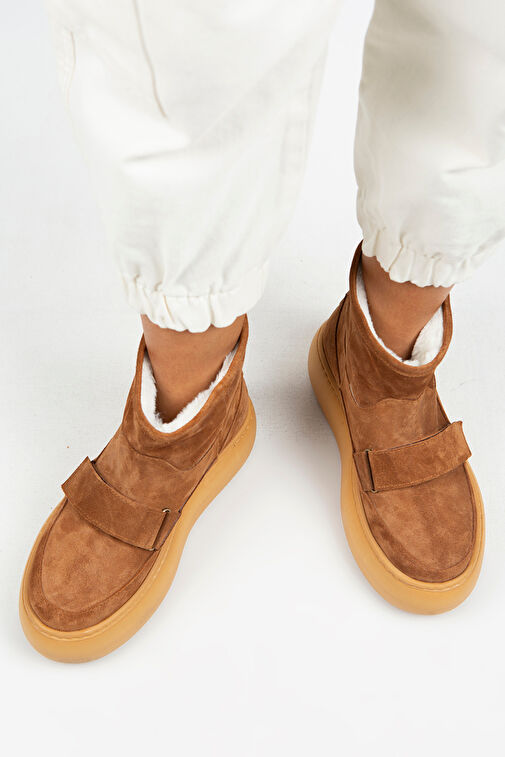 Manijero Ember Kadın Hakiki Deri Üstten Çırtlı İçi Kürklü Taba Bot - Görsel 9