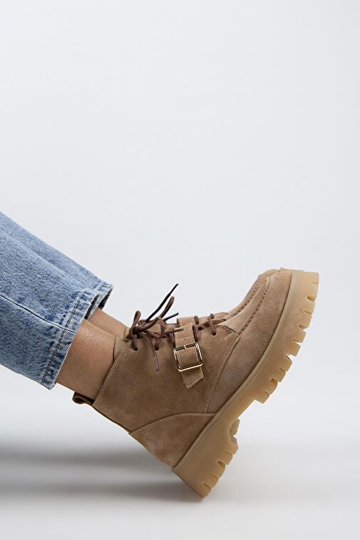 Manijero Samantha Kadın Hakiki Deri Bağcıklı Fermuarlı Tokalı Kum Süet Bot - Görsel 3