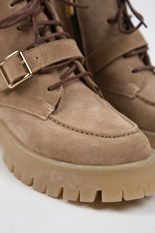 Manijero Samantha Kadın Hakiki Deri Bağcıklı Fermuarlı Tokalı Kum Süet Bot - Görsel 4