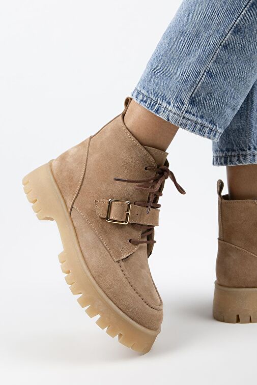 Manijero Samantha Kadın Hakiki Deri Bağcıklı Fermuarlı Tokalı Kum Süet Bot - Görsel 9