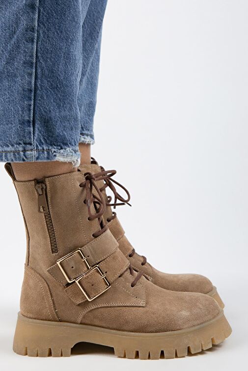 Manijero Hannah Kadın Hakiki Deri Bağcıklı Fermuarlı Tokalı Kum Süet Bot - Görsel 3