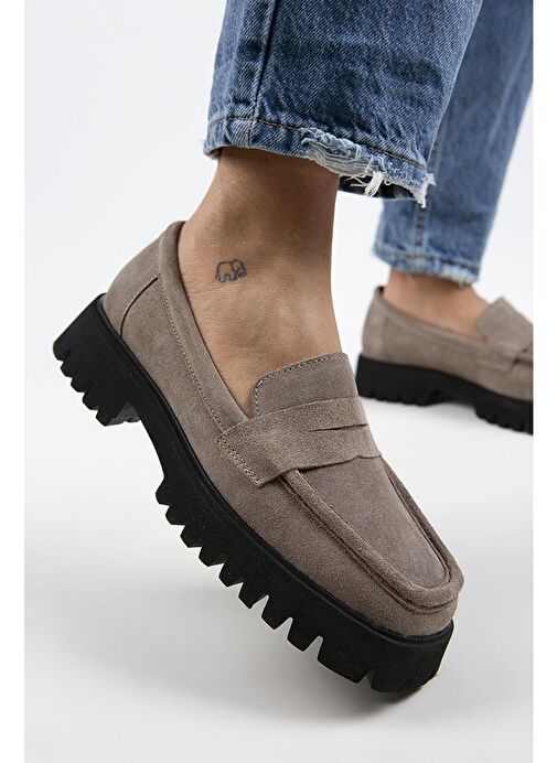 Manijero Cepmen Kadın Hakiki Deri Köşeli Loafer Vizon Süet Ayakkabı - Görsel 4