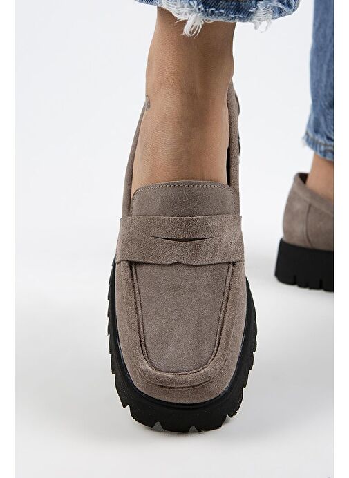 Manijero Cepmen Kadın Hakiki Deri Köşeli Loafer Vizon Süet Ayakkabı - Görsel 6